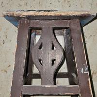 piedistallo in legno (da riverniciare)