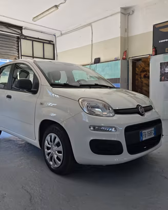 Fiat Panda 1.3 MJT 95 CV S&S Lounge 12 mesi garanz