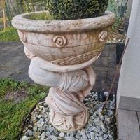 statua in pietra Toscana