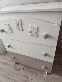 Fasciatoio e lettino- culla  Erbesi Timidone