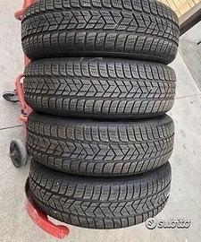 4 gomme usate invernali 225 60 17 Pirelli