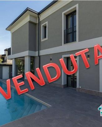 Villa di 226 m² con 4 locali e box auto doppio a V