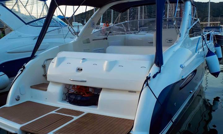 Airon Marine 325 con Aria Cond.ed elica di prua