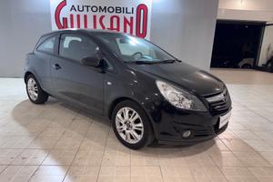 Opel Corsa 1.2 3 porte Sport