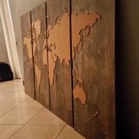 quadro artigianale con mappamondo sughero