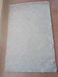 Tappeto rosa chiaro