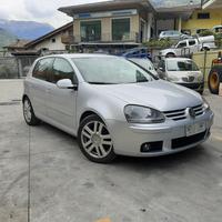 Ricambi Volkswagen Golf 5 5 porte colori vari