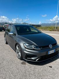 VW Golf 7.5 R