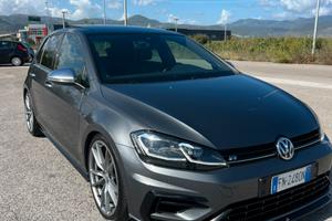 VW Golf 7.5 R