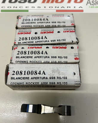 Ducati 20810084A   bilancere apertura