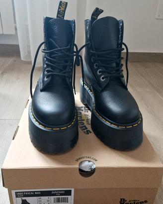 Dr. Martens Pascal Max