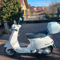 Vespa Piaggio 125 LX ie