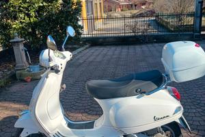 Vespa Piaggio 125 LX ie