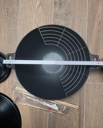 Wok in ghisa