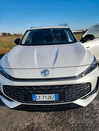 mg hs plag in ehs elettrica benzina