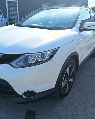 NISSAN Qashqai 1.5 dCi Tekna