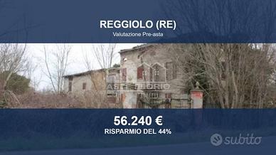 Immobile in asta di 750 m² con più di 5 locali e b