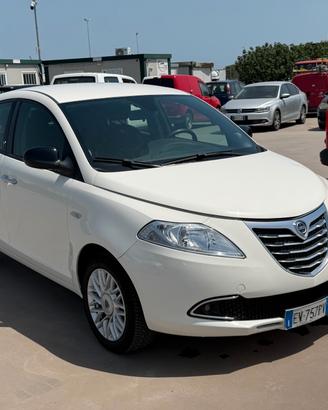 Lancia Ypsilon 1.3 MJT 16V 95 CV 5 porte S&S Gold