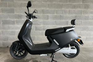 Yadea G5 PRO Listino 3990 scontato a 2500