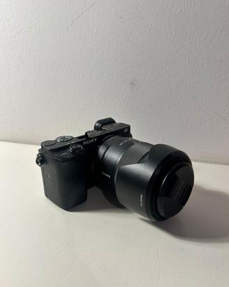 sony alpha 6400 + Obiettivo SEL 18135