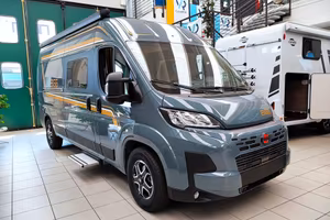 Bürstner B66 C 600 - Furgonato con letto ospite