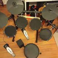 Alesis Turbo Mesh Kit + accessori