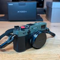 FUJIFILM X100V