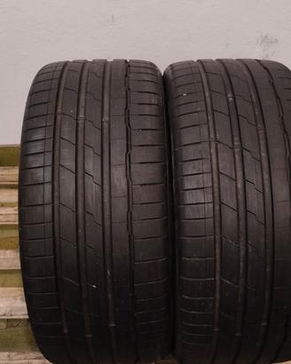 2 gomme seminuove Hankook 235/35/19