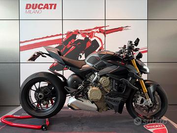 Ducati Streetfighter V4 S - PNEUMATICI NUOVI!