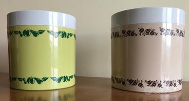 Contenitori cucina anni '70 circa