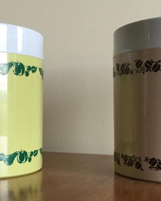 Contenitori cucina anni '70 circa