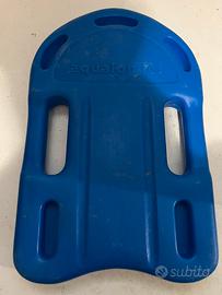 Tavoletta per nuotare