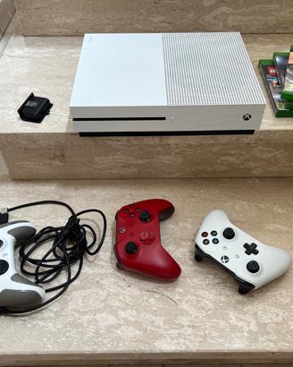 Xbox One S più accessori
