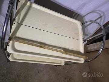 2 CARRELLI PORTATA VINTAGE IN BUONO STATO A 1€