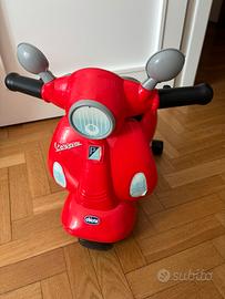 Vespa Chicco bambini rossa