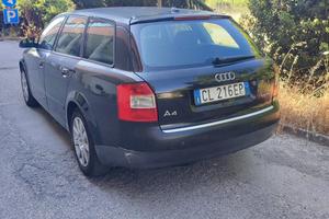 AUDI A4 2ª serie - 2001