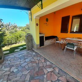 Villino con piscina tennis cond