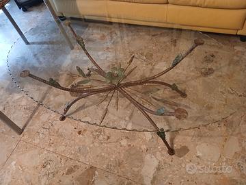 tavolino in ferro battuto