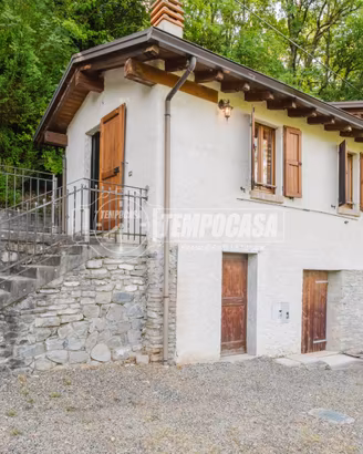 Villa Unifamiliare a Berceto 3 locali