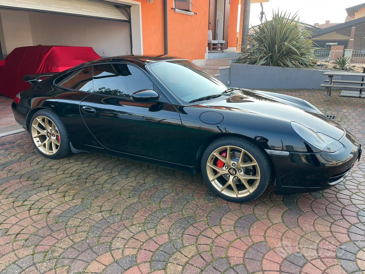 PORSCHE 911 (996)