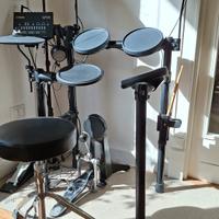 batteria elettronica Yamaha dtx402k