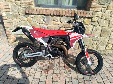 Fantic Motard 50