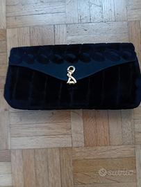 Pochette velluto nero Roberta di Camerino