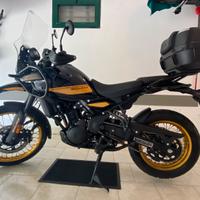 Himalayan 450 nero/oro del 2024 valuto permute