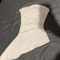 Top bianco senza spalline