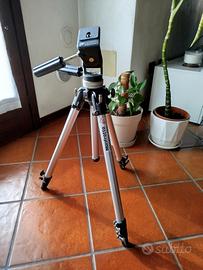 Cavalletto treppiede professionale Manfrotto