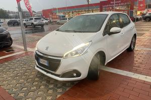 Peugeot 208 1.6 hdi neopatentati