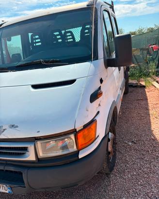 M184 - Furgone iveco 35C11