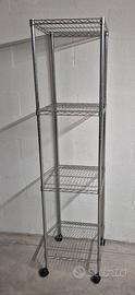Scaffale con ruote
