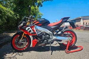 Aprilia tuono v4 factory 